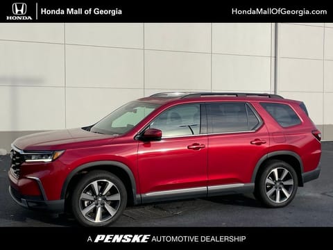 1 image of 2023 Honda Pilot Touring
