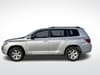2 thumbnail image of  2010 Toyota Highlander Base