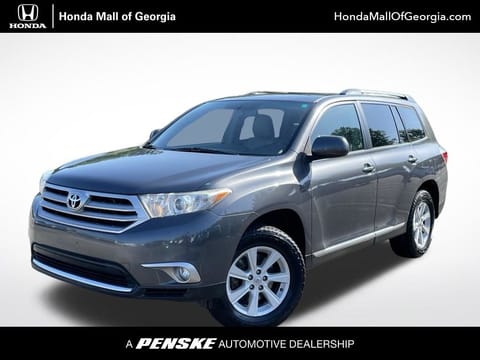 1 image of 2013 Toyota Highlander SE