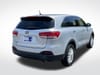 6 thumbnail image of  2017 Kia Sorento L