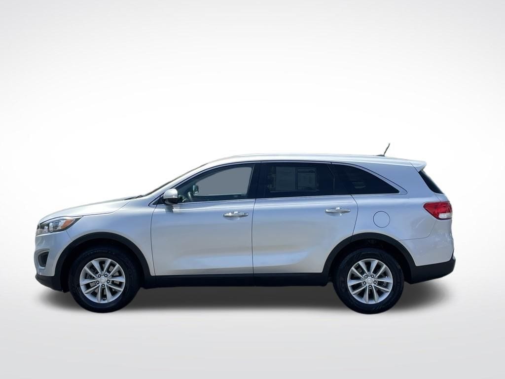 Used 2017 Kia Sorento L with VIN 5XYPG4A31HG220411 for sale in Buford, GA