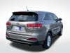 6 thumbnail image of  2018 Kia Sorento L
