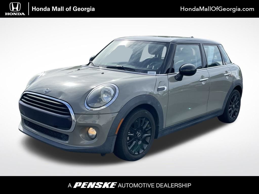 2019 MINI Hardtop Cooper Signature's photo