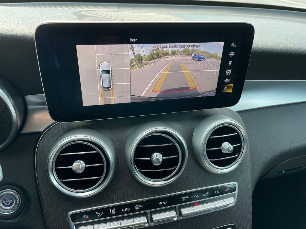 2022 Mercedes-Benz GLC GLC300 - Photo 18