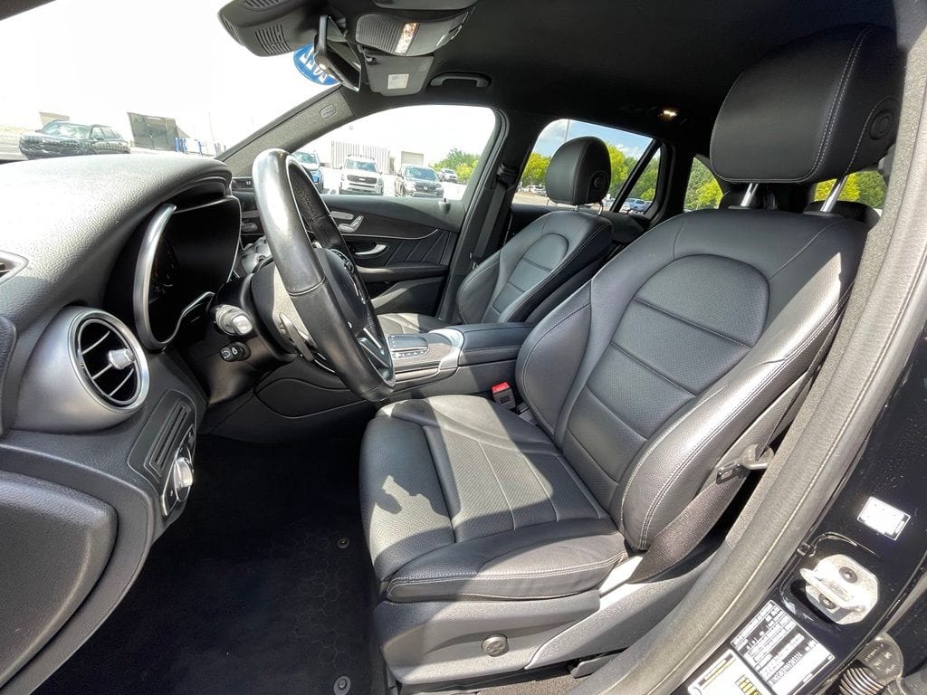 2022 Mercedes-Benz GLC GLC300 - Photo 27