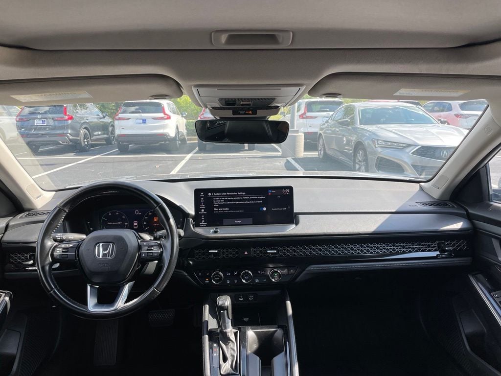 2023 Honda Accord Hybrid Touring - Photo 10