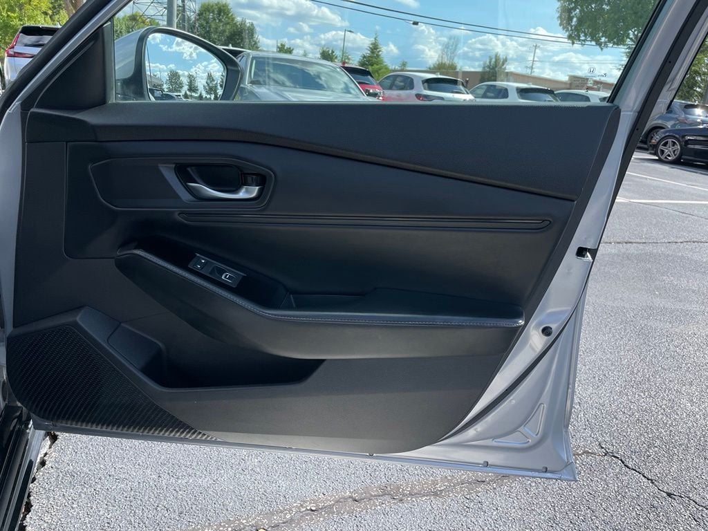 2023 Honda Accord Hybrid Touring - Photo 29
