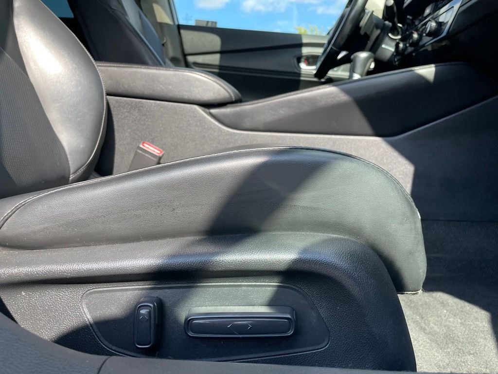 2023 Honda Accord Hybrid Touring - Photo 30