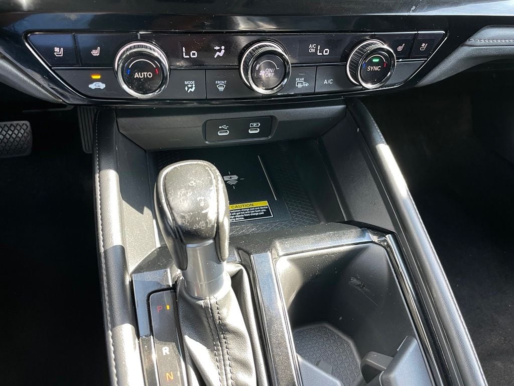 2023 Honda Accord Hybrid Touring - Photo 18
