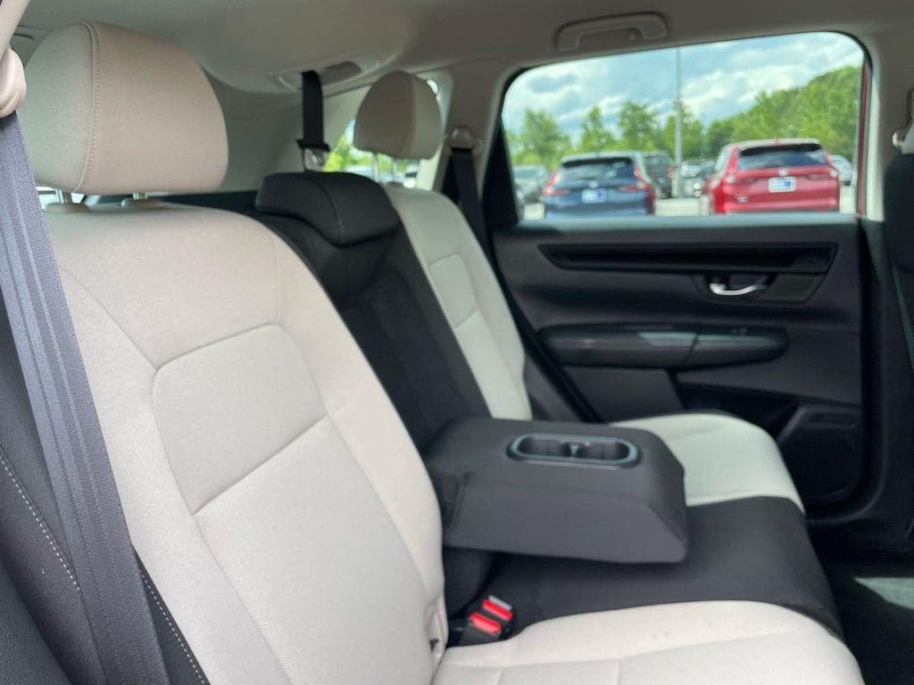 2023 Honda CR-V LX - Photo 36