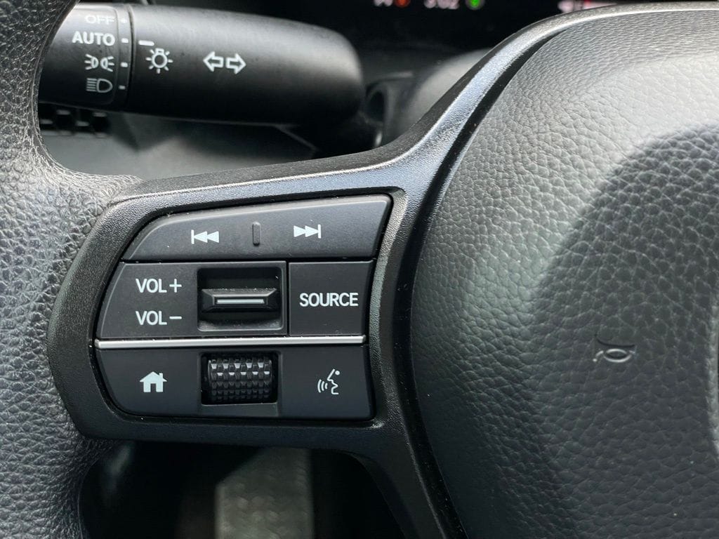 2023 Honda CR-V LX - Photo 15