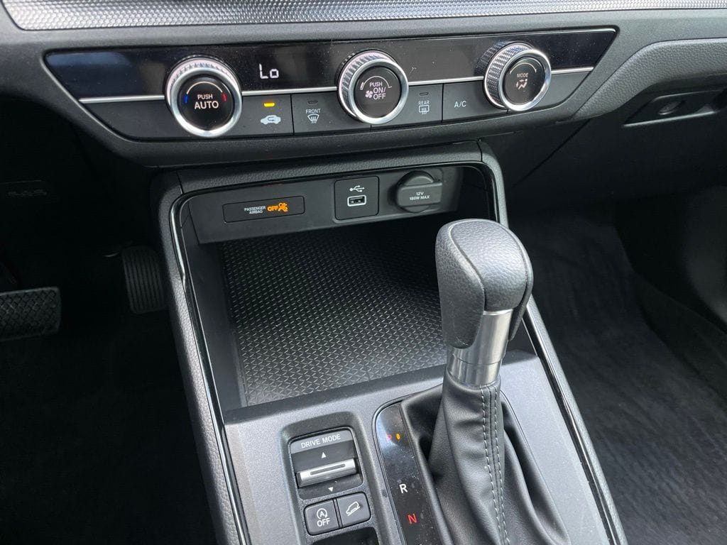 2023 Honda CR-V LX - Photo 18