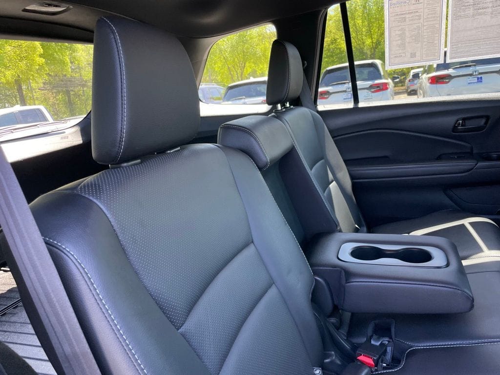2023 Honda Passport EX-L - Photo 37