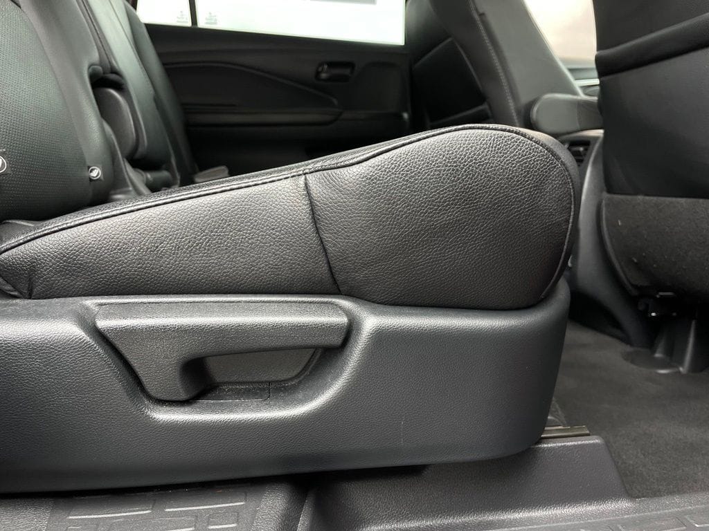 2023 Honda Passport EX-L - Photo 36