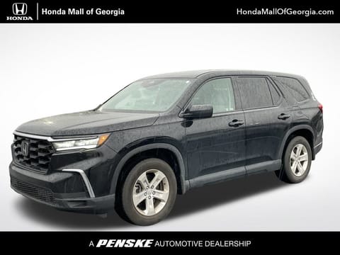 1 image of 2023 Honda Pilot LX