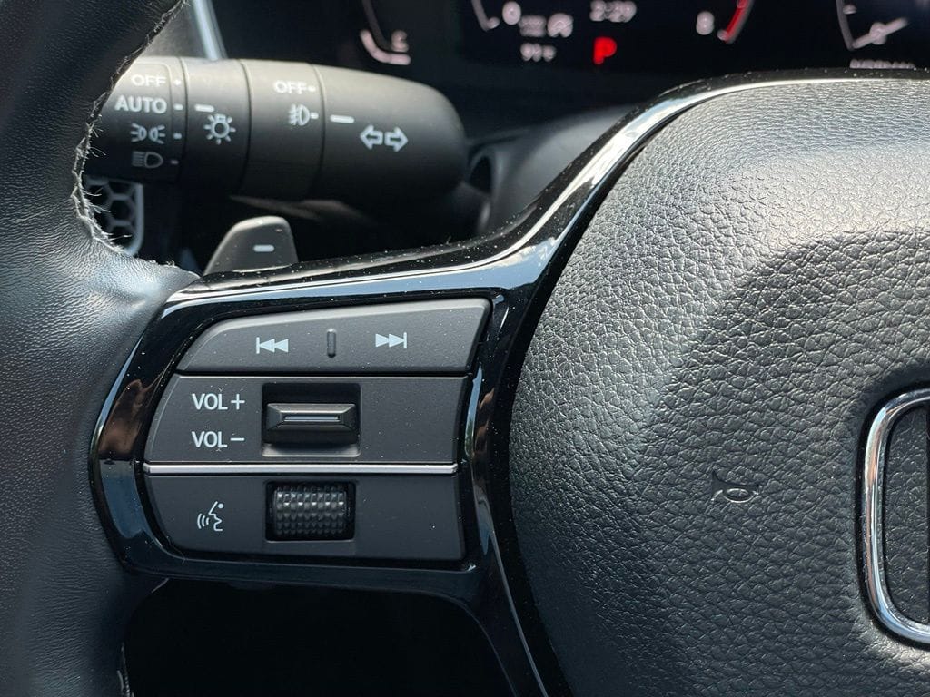2024 Honda Civic Hatchback Sport Touring - Photo 15