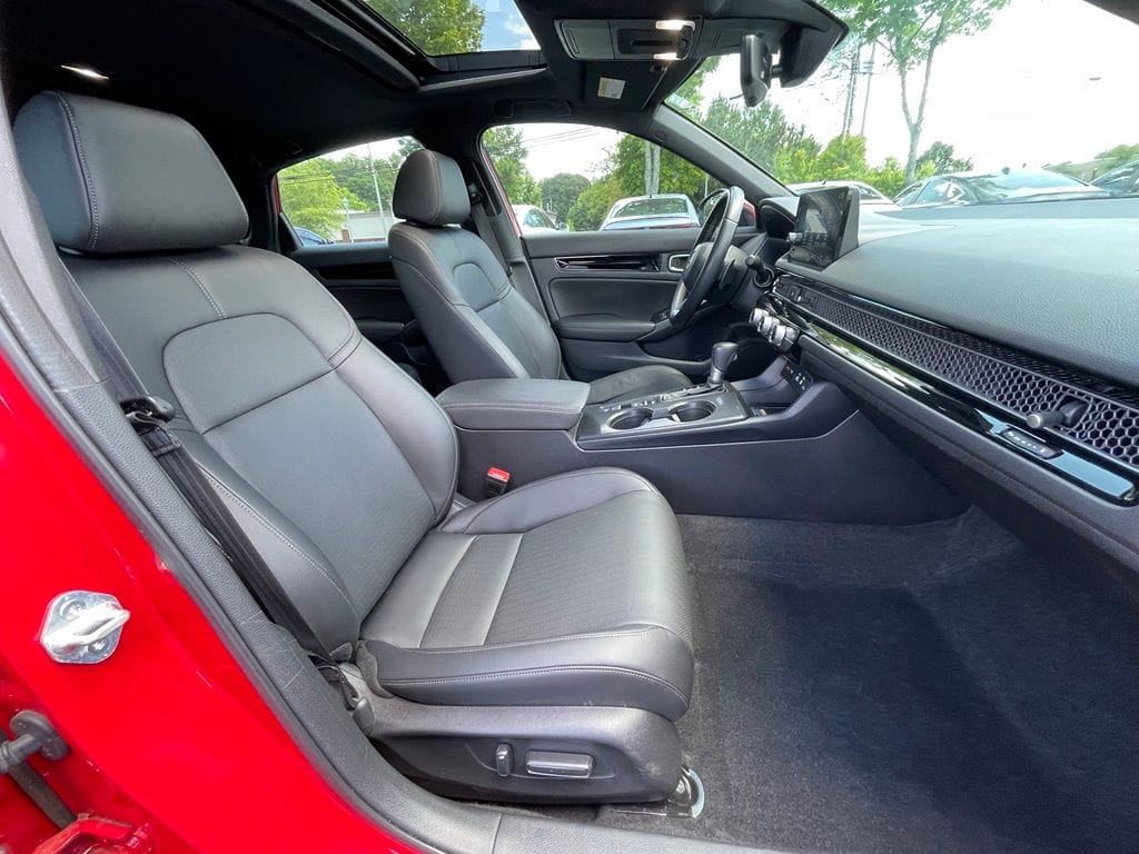 2024 Honda Civic Hatchback Sport Touring - Photo 33