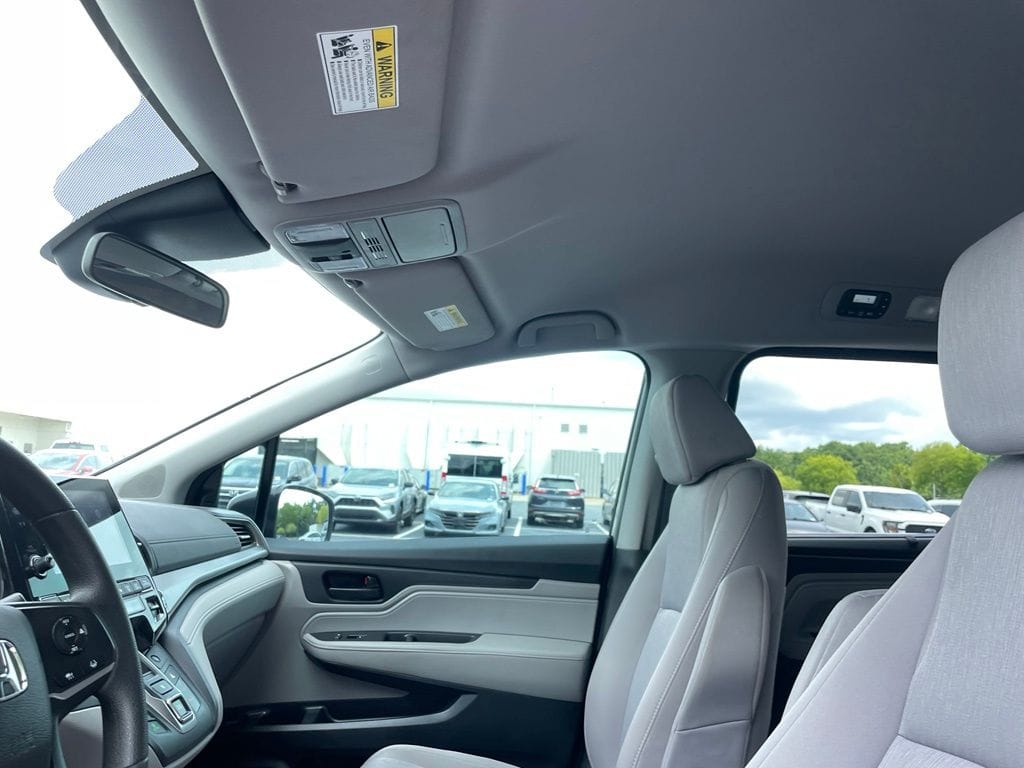 2024 Honda Odyssey EX - Photo 29
