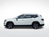 2 thumbnail image of 2024 Volkswagen Atlas 2.0T SE w/Technology