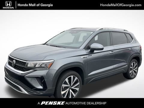 1 image of 2024 Volkswagen Taos SE