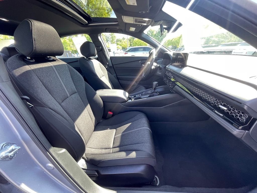 2025 Honda Accord Hybrid Sport - Photo 33