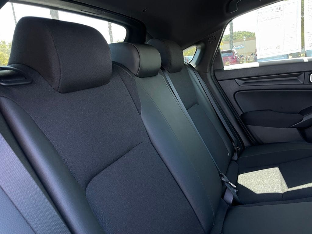 2025 Honda Civic Hatchback Sport - Photo 36