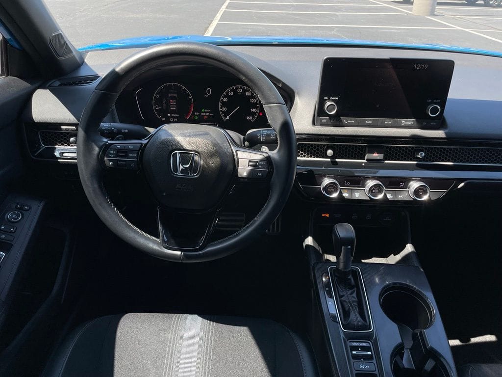 2025 Honda Civic Hatchback Sport - Photo 11