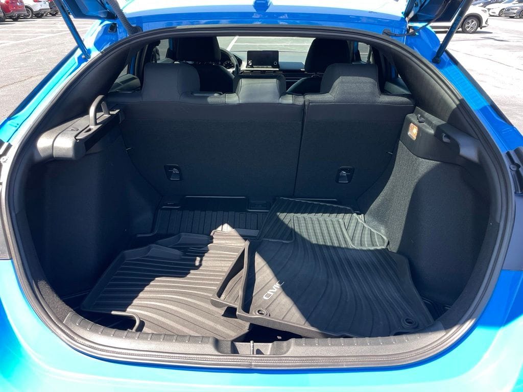 2025 Honda Civic Hatchback Sport - Photo 40