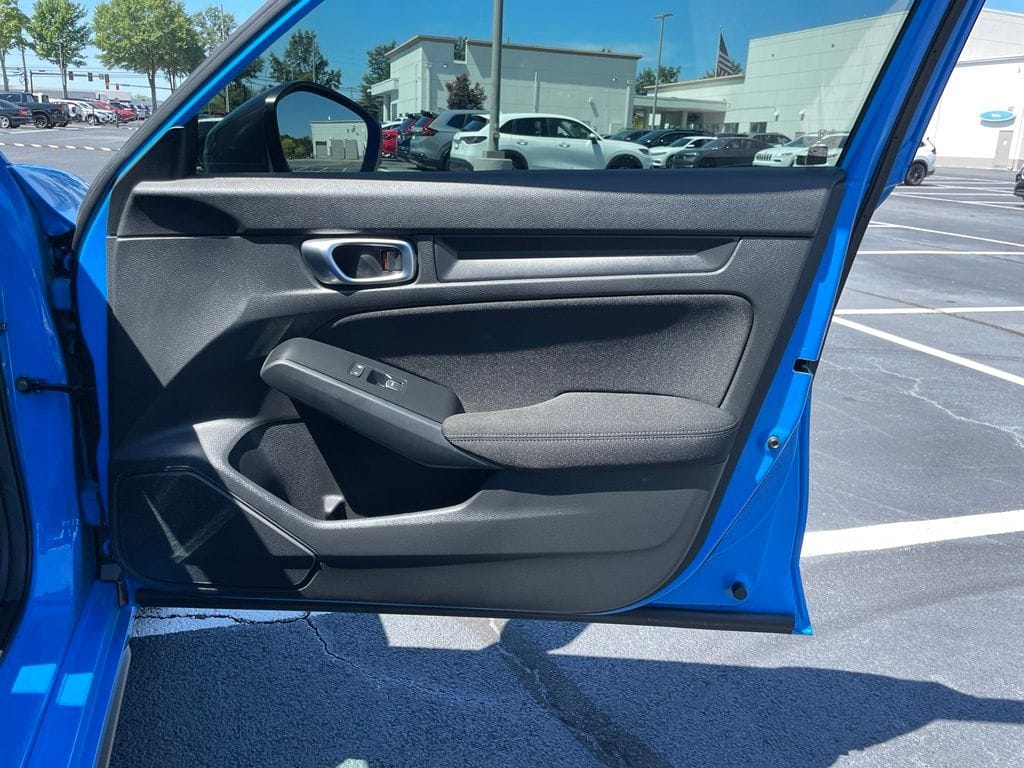 2025 Honda Civic Hatchback Sport - Photo 29