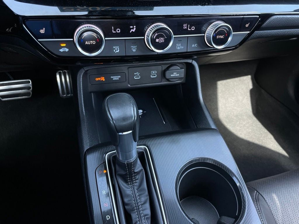 2025 Honda Civic Sport Touring - Photo 18