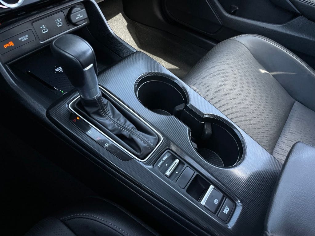 2025 Honda Civic Sport Touring - Photo 19