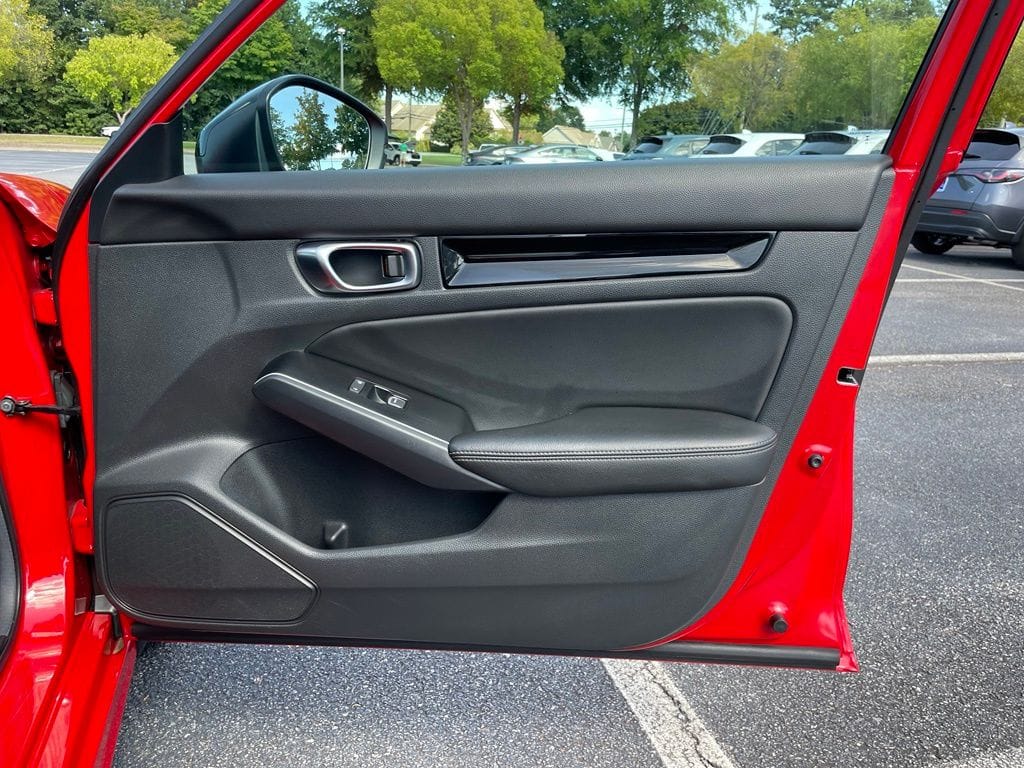 2025 Honda Civic Sport Touring - Photo 29
