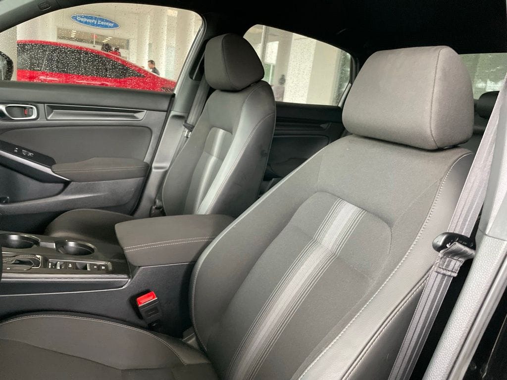 2025 Honda Civic Sport - Photo 25
