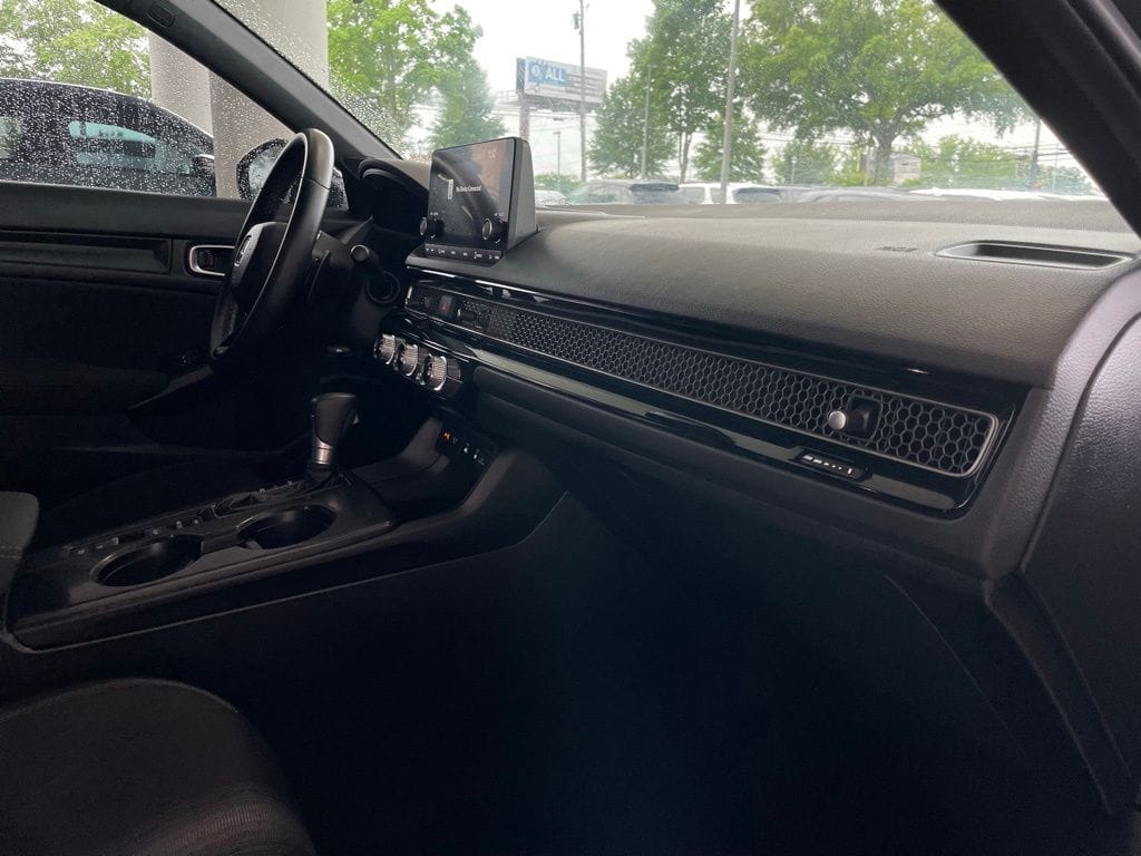 2025 Honda Civic Sport - Photo 33