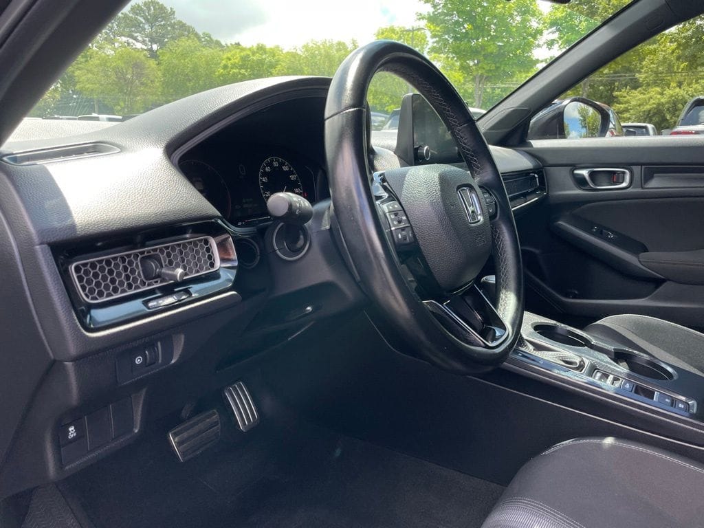 2025 Honda Civic Sport - Photo 27