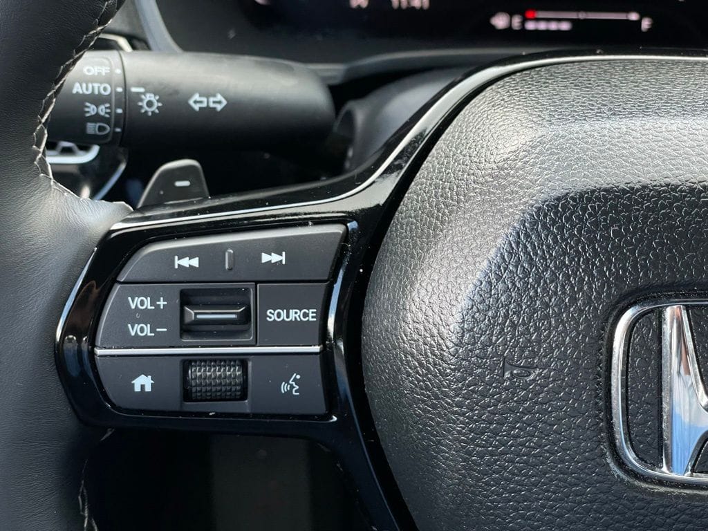 2025 Honda Civic Sport - Photo 15