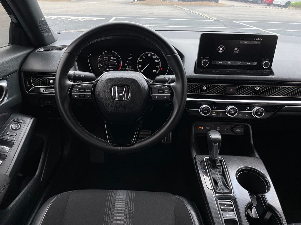 2025 Honda Civic Sport - Photo 11