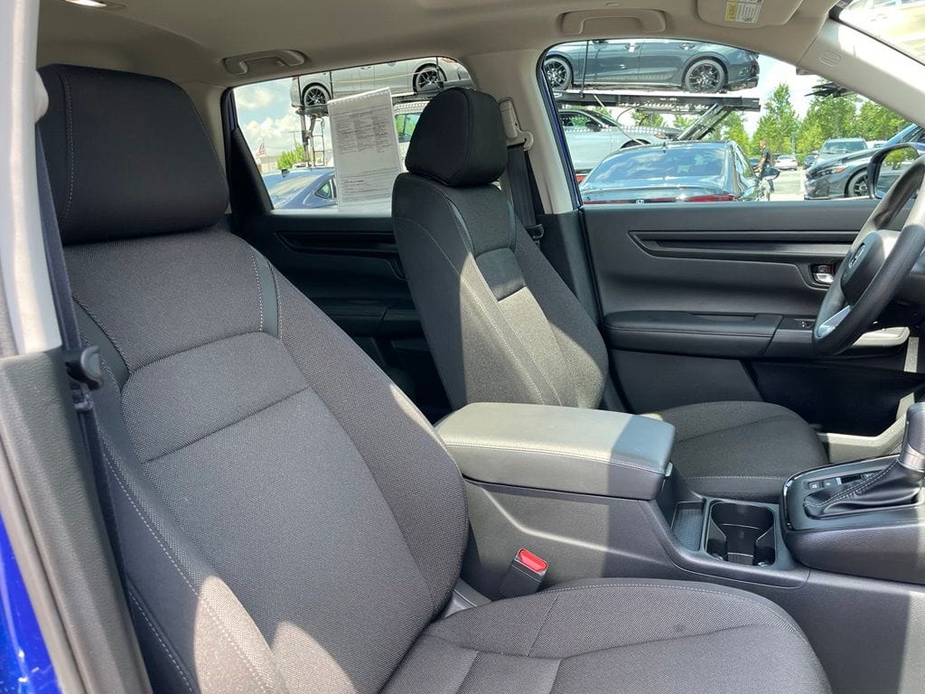 2025 Honda CR-V EX - Photo 31