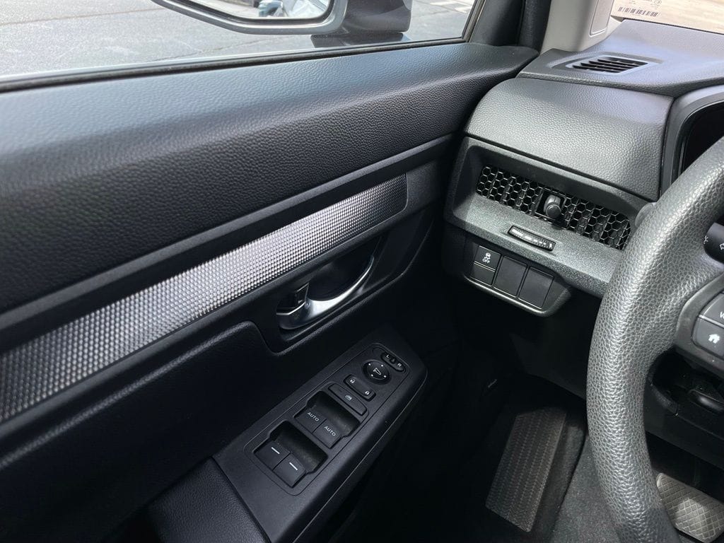 2025 Honda CR-V EX - Photo 22