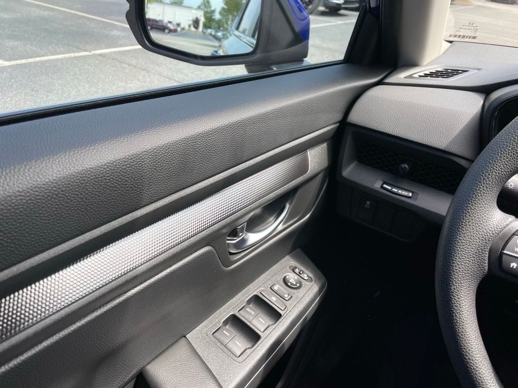 2025 Honda CR-V LX - Photo 22