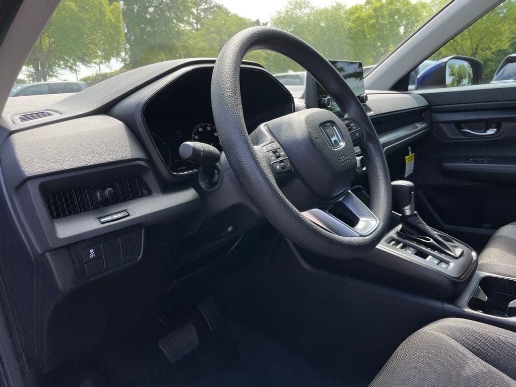 2025 Honda CR-V LX - Photo 27