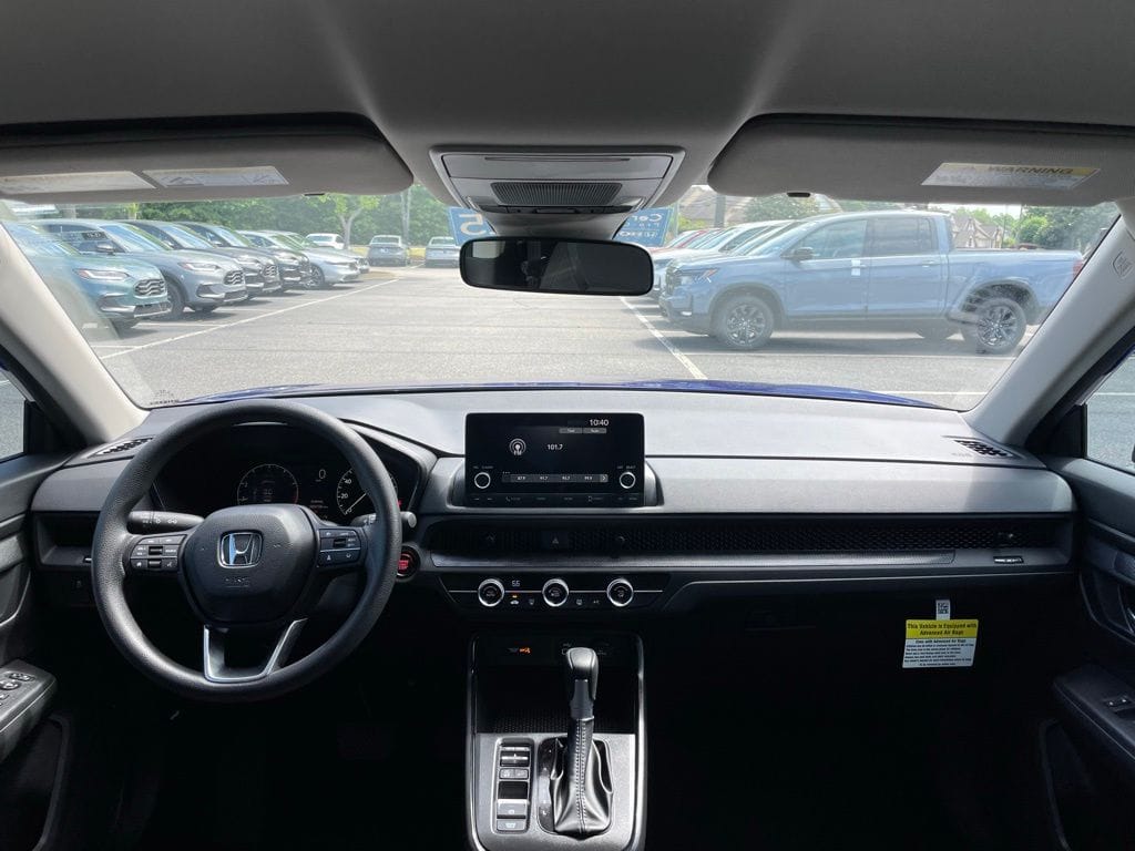 2025 Honda CR-V LX - Photo 10