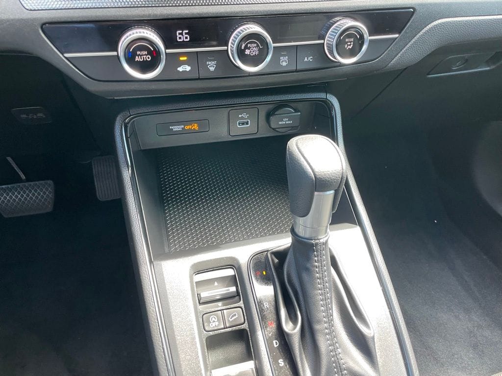2025 Honda CR-V LX - Photo 18