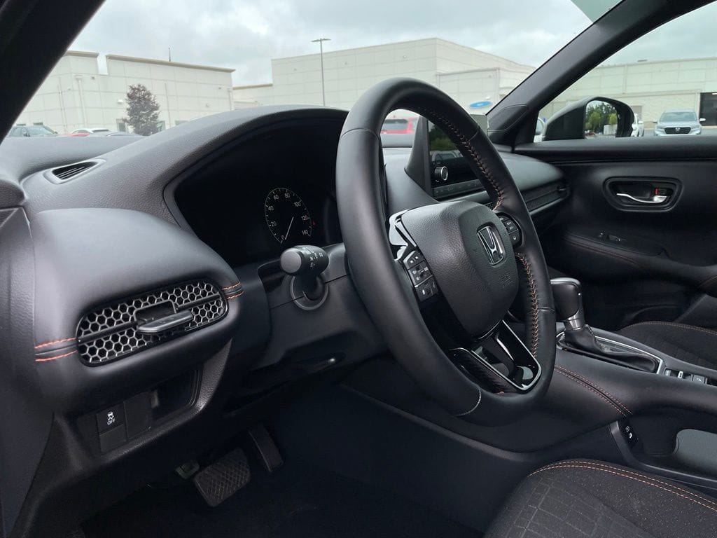 2025 Honda HR-V Sport - Photo 27