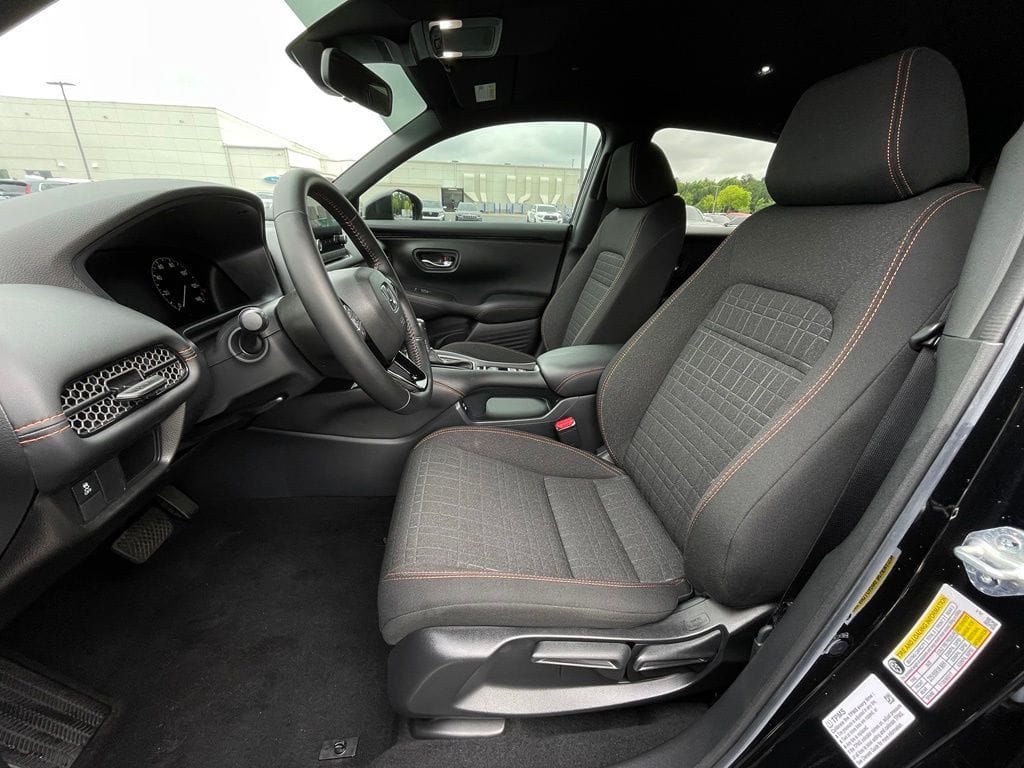 2025 Honda HR-V Sport - Photo 26