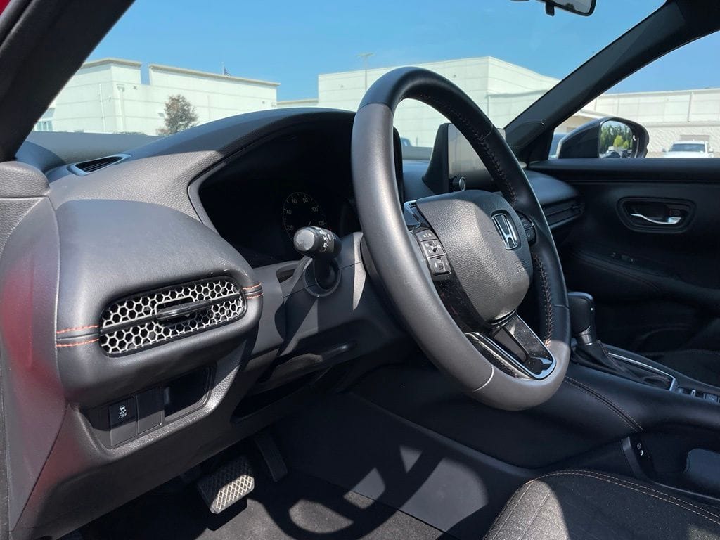2025 Honda HR-V Sport - Photo 27