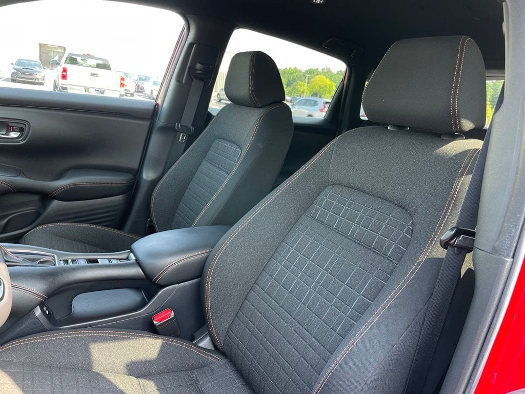 2025 Honda HR-V Sport - Photo 25
