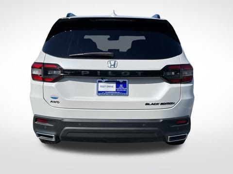 2025 Honda Pilot Black Edition