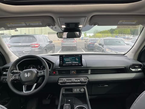 2025 Honda Pilot Touring