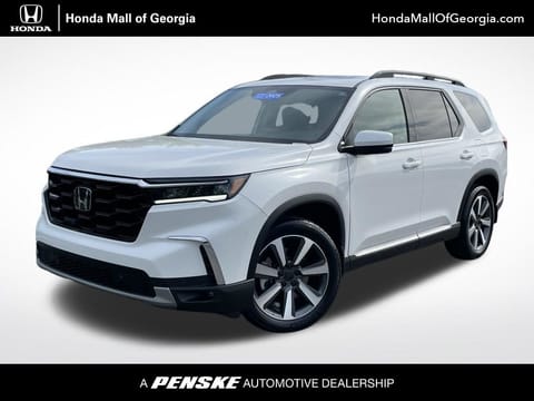 1 image of 2025 Honda Pilot Touring